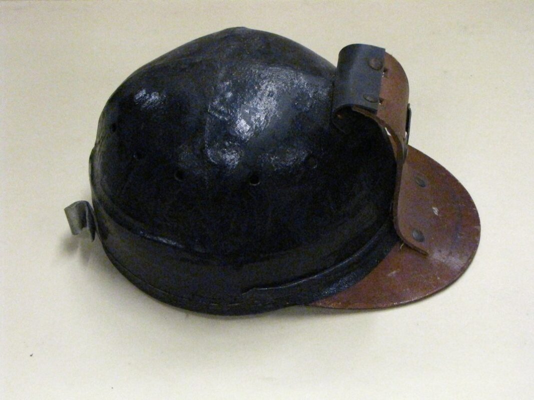 Sejarah Helm Safety